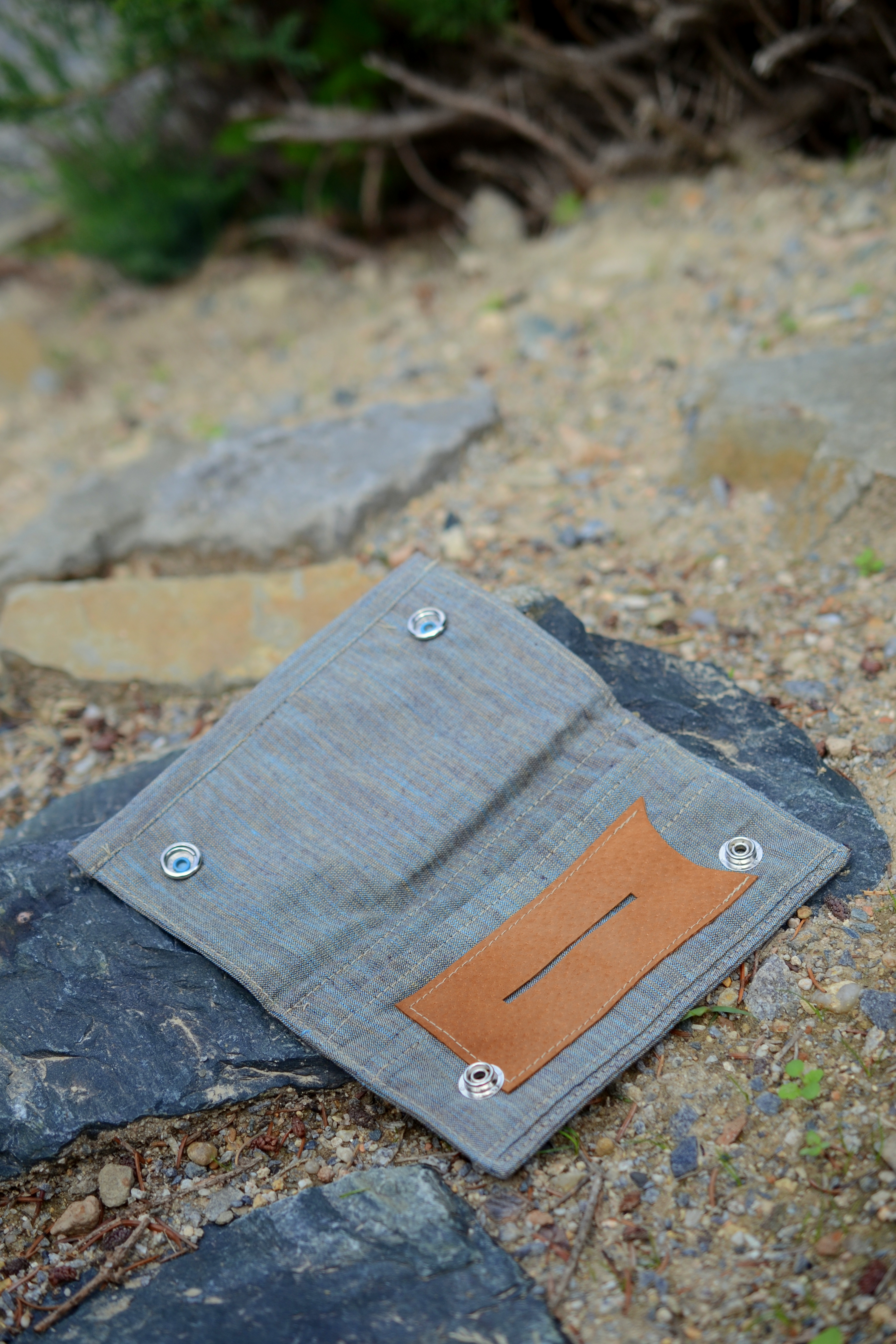 Punk obal na tabák BIO GOTS modro hnědá žíhaná